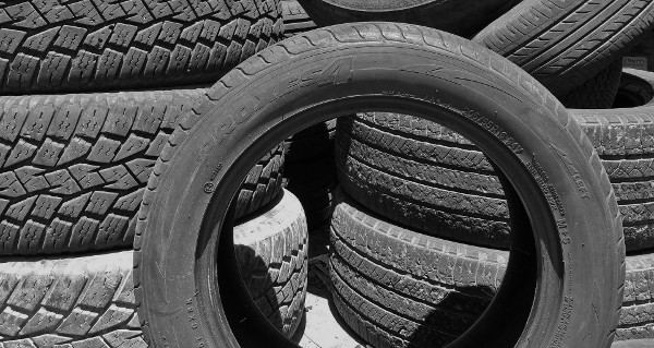 Sobre las ventajas de comprar neumáticos online